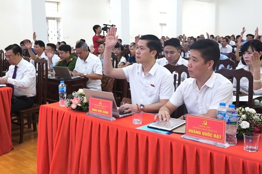 Xã Dân Hòa kiện toàn bộ máy, khởi đầu chặng đường mới