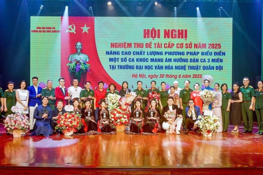Nâng cao chất lượng biểu diễn ca khúc mang âm hưởng dân ca