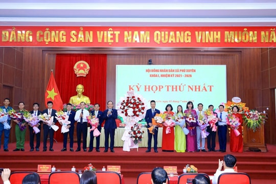 Xã Phú Xuyên (Hà Nội) Đổi mới tư duy quản lý, xây dựng chính quyền hiệu lực, hiệu quả