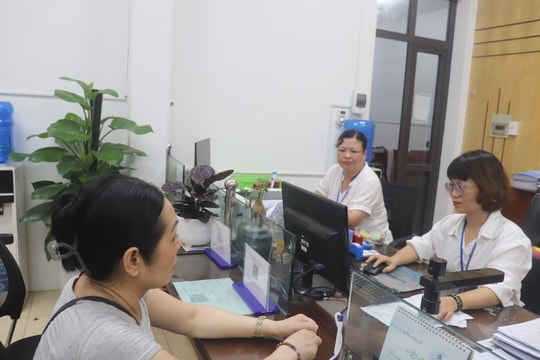 Từ hôm nay (1/7), giảm 50% nhiều loại phí hỗ trợ người dân, doanh nghiệp đến hết 2026