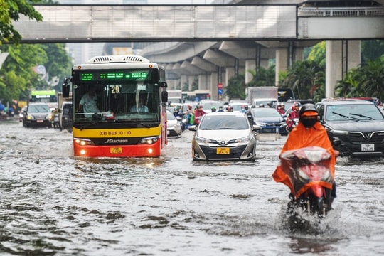 Nhiều khu vực có mưa, cảnh báo lũ quét