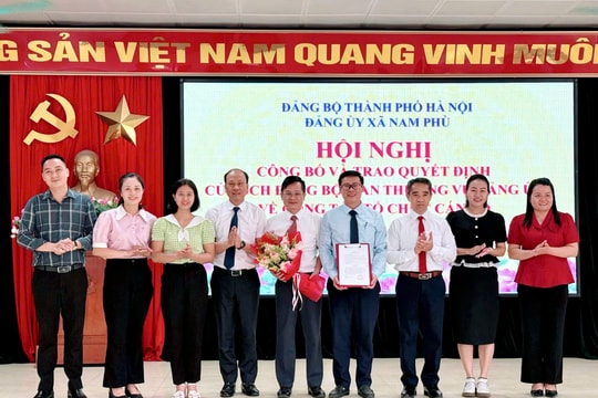 Cán bộ xã Nam Phù chủ động thích ứng với yêu cầu mới