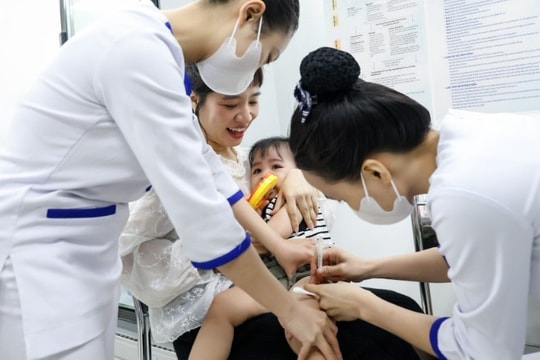 Vắc xin não mô cầu thế hệ mới bảo vệ người cao tuổi và trẻ nhỏ