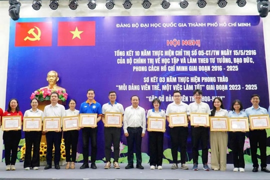 Đại học Quốc gia TP Hồ Chí Minh đạt nhiều kết quả nổi bật trong phát triển đảng viên trẻ