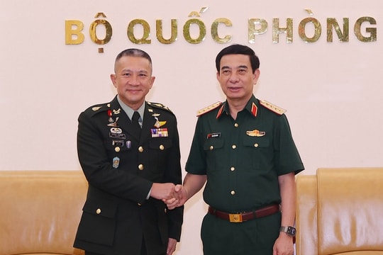 Đại tướng Phan Văn Giang tiếp Tư lệnh Lực lượng Quốc phòng Thái Lan