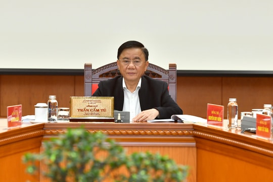 Văn bản “Tuyệt mật” phải được gửi, nhận qua hệ thống mạng liên lạc cơ yếu