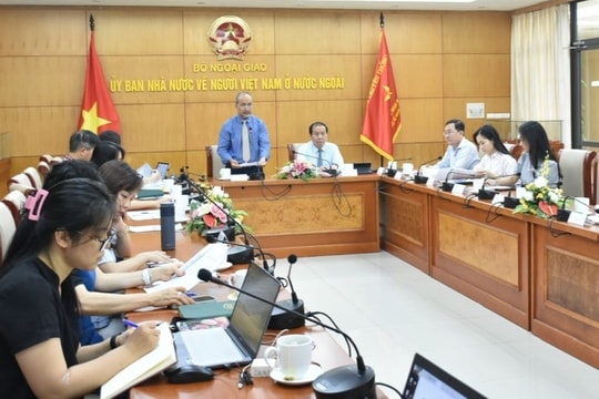 Phổ biến, giải đáp pháp luật cho người Việt Nam tại Hàn Quốc