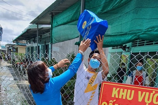 Bảo vệ cao nhất quyền lợi của cán bộ Công đoàn chuyên trách làm việc theo chế độ hợp đồng