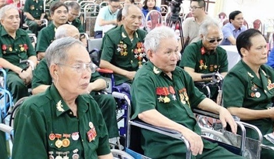 Trình Chính phủ mở rộng chính sách ưu đãi người có công