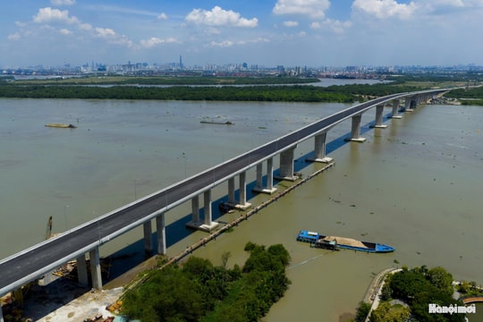 TP Hồ Chí Minh dồn dập mở rộng hạ tầng giao thông cửa ngõ