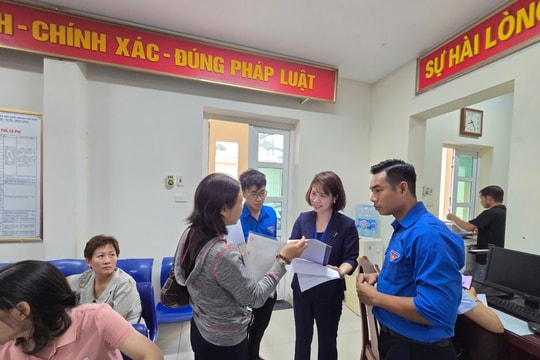 Phường Bồ Đề: "Áo xanh" chung sức xây nền hành chính công thân thiện