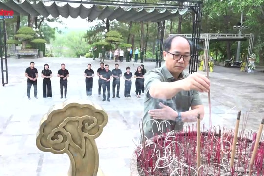 Báo Tuổi trẻ Thủ đô về miền đất thiêng Quảng Trị