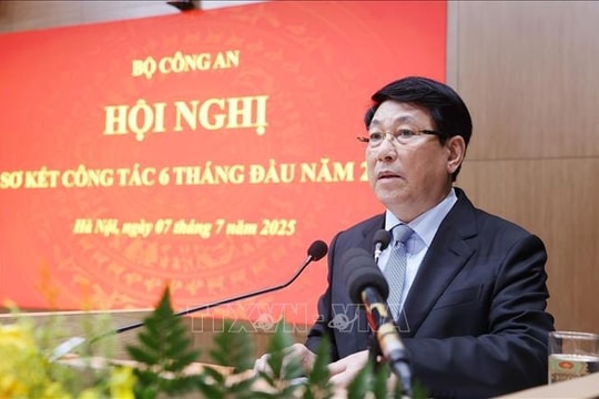 Chủ tịch nước: Bảo đảm tốt an ninh khi thực hiện chính quyền địa phương 2 cấp
