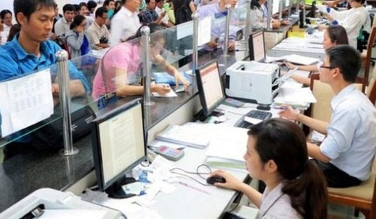 Bộ Nội vụ yêu các địa phương, xem xét giải quyết ngay chế độ cho cán bộ có nguyện vọng nghỉ việc nếu đủ điều kiện