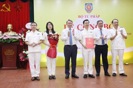 Ông Phạm Văn Dũng là Trưởng Thi hành án Dân sự thành phố Hà Nội