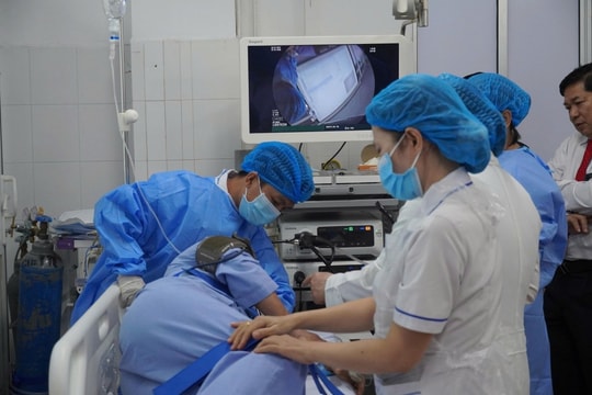 Bệnh viện Đa khoa Trung ương Cần Thơ triển khai hệ thống nội soi siêu âm