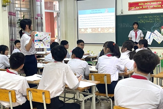 Đánh giá học sinh phổ thông: Linh hoạt trên giấy và máy tính
