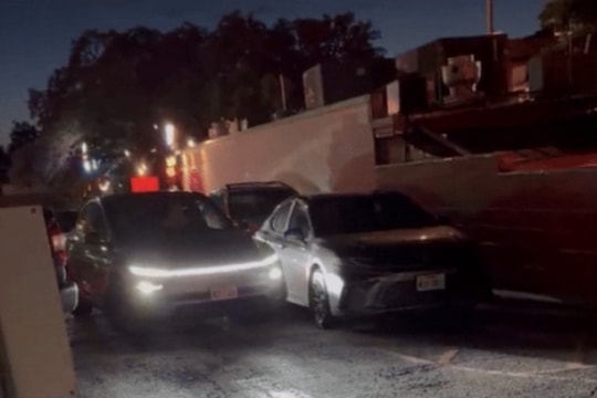 Taxi tự hành của Tesla ghi nhận va chạm đầu tiên tại Mỹ