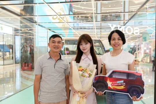 Đặt taxi Xanh SM, rinh ô tô điện VinFast VF 3 về nhà