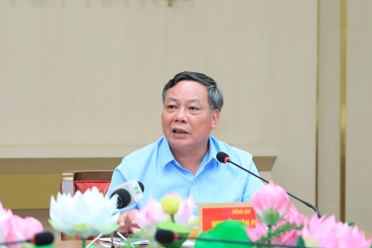 Phó Bí thư Thường trực Thành ủy Hà Nội Nguyễn Văn Phong: Các địa phương, đơn vị cần đẩy nhanh tiến trình chuyển đổi số