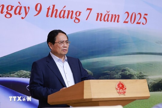 Thủ tướng: Phát triển giao thông vận tải đường sắt hiện đại, đồng bộ