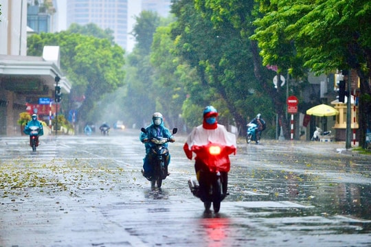 Bắc Bộ có mưa to diện rộng, cần đề phòng dông lốc và gió giật mạnh
