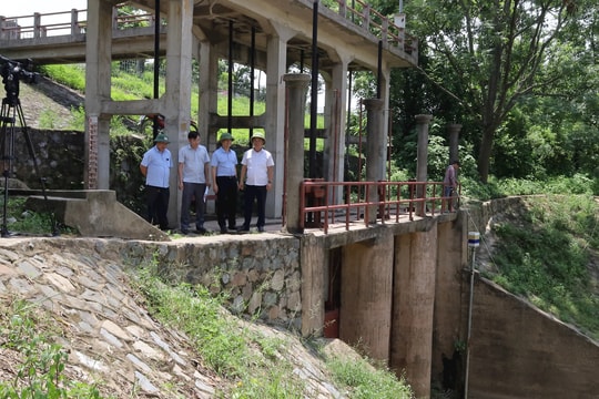 Bảo đảm an toàn công trình chống lũ