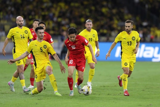 Bảng xếp hạng FIFA: Đội tuyển Việt Nam tụt 4 bậc, Malaysia có bước nhảy vọt