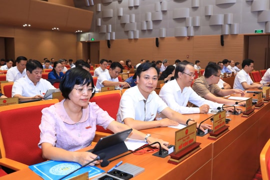 Hà Nội Thông qua Nghị quyết xét tặng Kỷ niệm chương “Vì sự nghiệp xây dựng, bảo vệ và phát triển Thủ đô Hà Nội”
