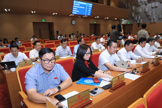 HĐND thành phố Hà Nội thông qua chính sách ưu đãi cho hoạt động tái chế rác