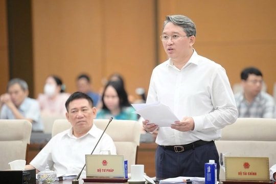 Chính phủ đề nghị bổ sung 4 dự án luật vào Chương trình lập pháp năm 2025