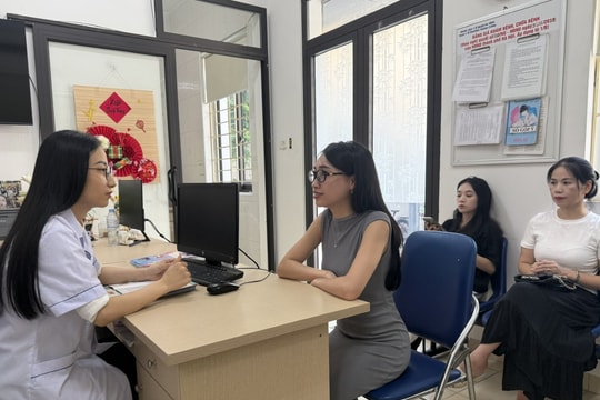 Y tế tuyến cơ sở giữ vững mạch chăm sóc sức khỏe người dân