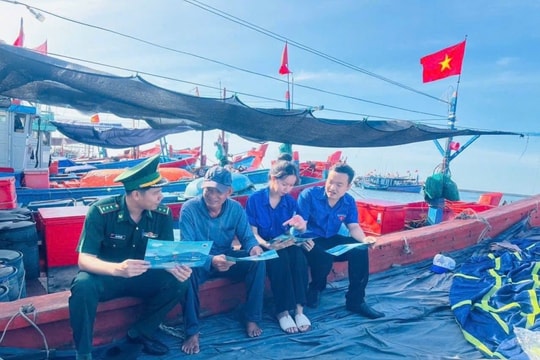 Tuổi trẻ Quảng Ngãi tích cực tuyên truyền chống khai thác IUU