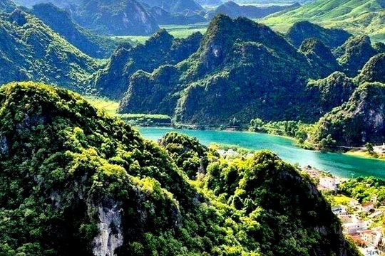 “Vườn quốc gia Phong Nha - Kẻ Bàng và Vườn quốc gia Hin Nam Nô” trở thành Di sản thế giới liên biên giới đầu tiên