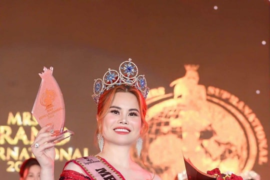 Người đẹp Nguyễn Thị Huyên đăng quang Mrs Supranational 2025