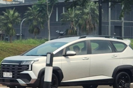Hyundai Stargazer X 2026 bất ngờ lộ diện trước ngày ra mắt
