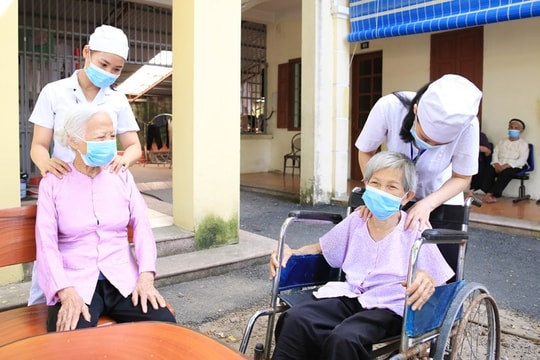 Hà Nội thực hiện tốt chế độ ưu đãi với người có công