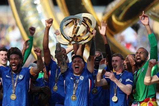 Nhấn chìm PSG, Chelsea đăng quang FIFA Club World Cup