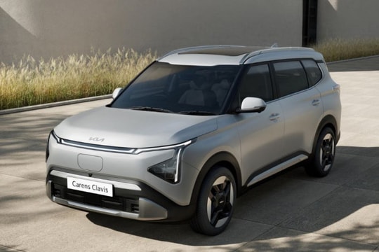 Kia Carens Clavis EV trình làng: MPV điện, sạc nhanh, nhiều công nghệ