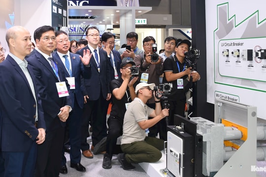 TP Hồ Chí Minh: Hơn 500 doanh nghiệp tham gia Triển lãm quốc tế về điện và năng lượng 2025