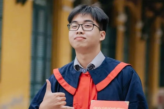 Những thủ khoa là niềm tự hào của giáo dục công lập Hà Nội