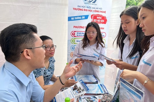 Thí sinh cả nước chính thức bắt đầu đăng ký, điều chỉnh và bổ sung nguyện vọng xét tuyển đại học, cao đẳng
