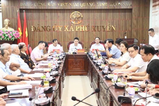 Xã Phú Xuyên: Lấy ý kiến đóng góp Dự thảo báo cáo chính trị Đại hội Đảng bộ xã