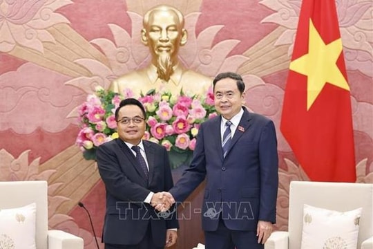 Chủ tịch Quốc hội Trần Thanh Mẫn tiếp Chủ tịch Kiểm toán Nhà nước Lào