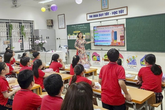 Đầu tư cơ sở vật chất, giải quyết cơ bản tình trạng thiếu trường, thiếu lớp