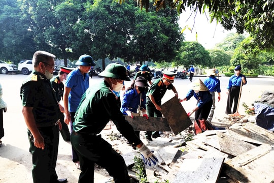 Phường Kiến Hưng hưởng ứng đợt cao điểm chỉnh trang đô thị của thành phố