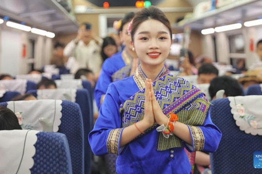 Tàu khách xuyên biên giới Trung Quốc - Lào tăng gấp đôi số chuyến