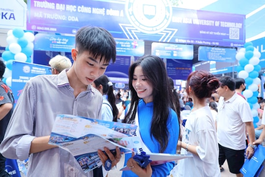 Điểm chênh lệch giữa các tổ hợp được điều chỉnh thế nào?