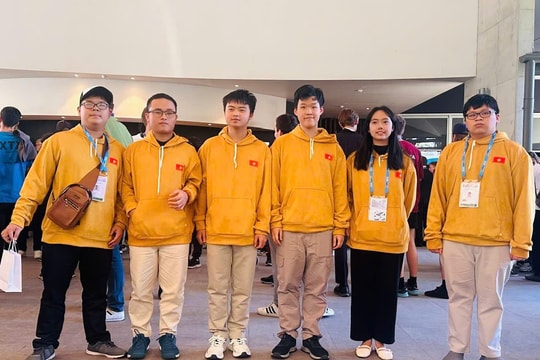 6/6 học sinh Việt Nam giành huy chương tại Kì thi Olympic Toán quốc tế