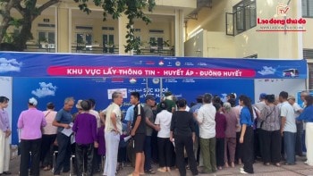 Khám bệnh miễn phí cho toàn dân xã đảo Minh Châu: Đưa y tế chất lượng về gần dân